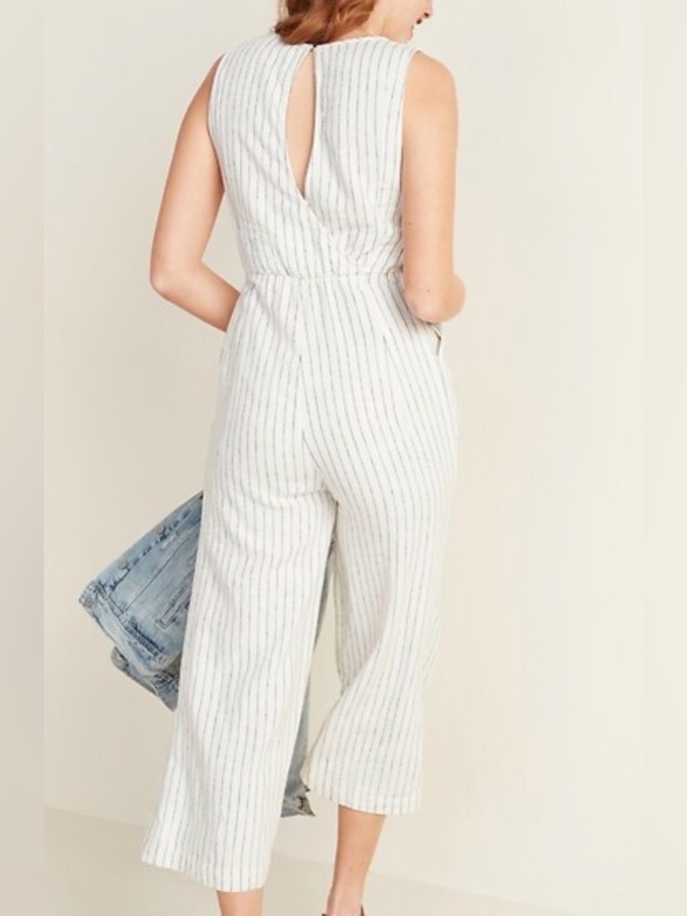 Old Navy NWT Linen-Blend Pinstripe Sleeveless Jumpsuit - Picture 3 of 4